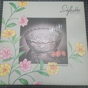 Stylesetter Chrysanthemum Classic Bowl 10.5 Inch